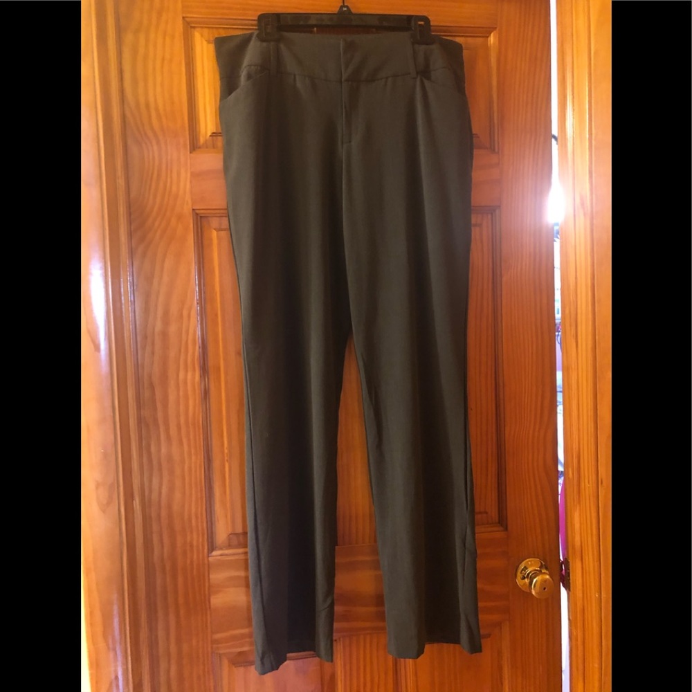 Misses sz 12 Apt 9 dark charcoal dress pant